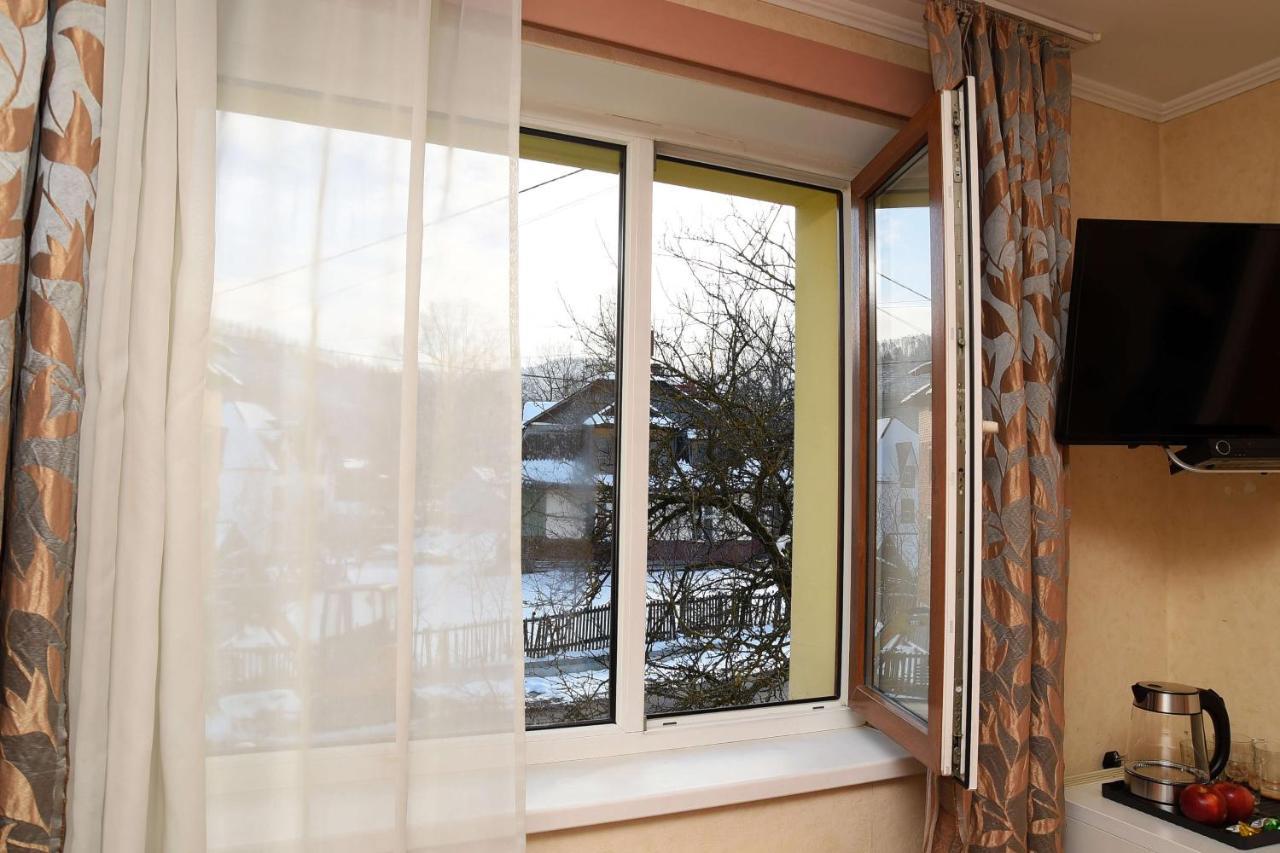 Oskolok Dovbusha Mini-Hotel 亚列姆切 外观 照片
