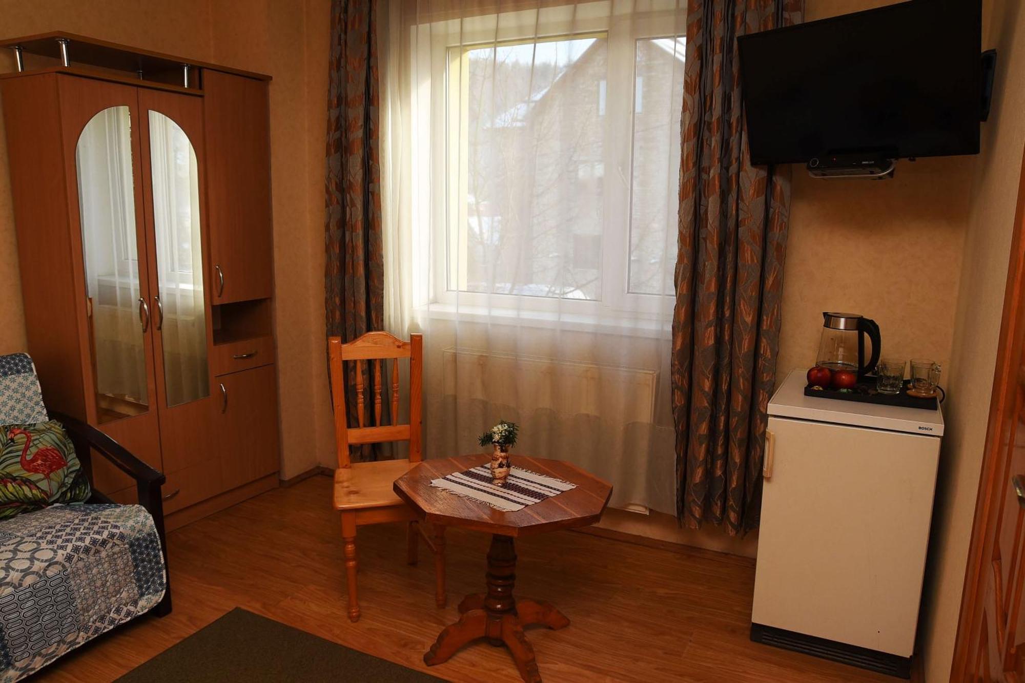 Oskolok Dovbusha Mini-Hotel 亚列姆切 客房 照片